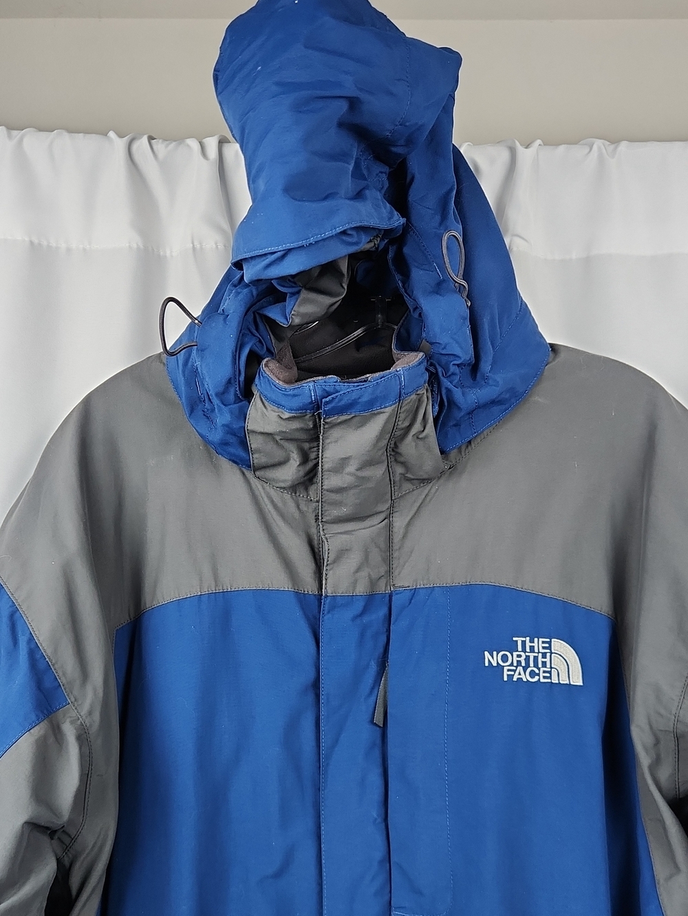 The North Face Men's Gore-Tex Dual Zip Blue/Gray Hooded HyVent Ski/Rain Jacket